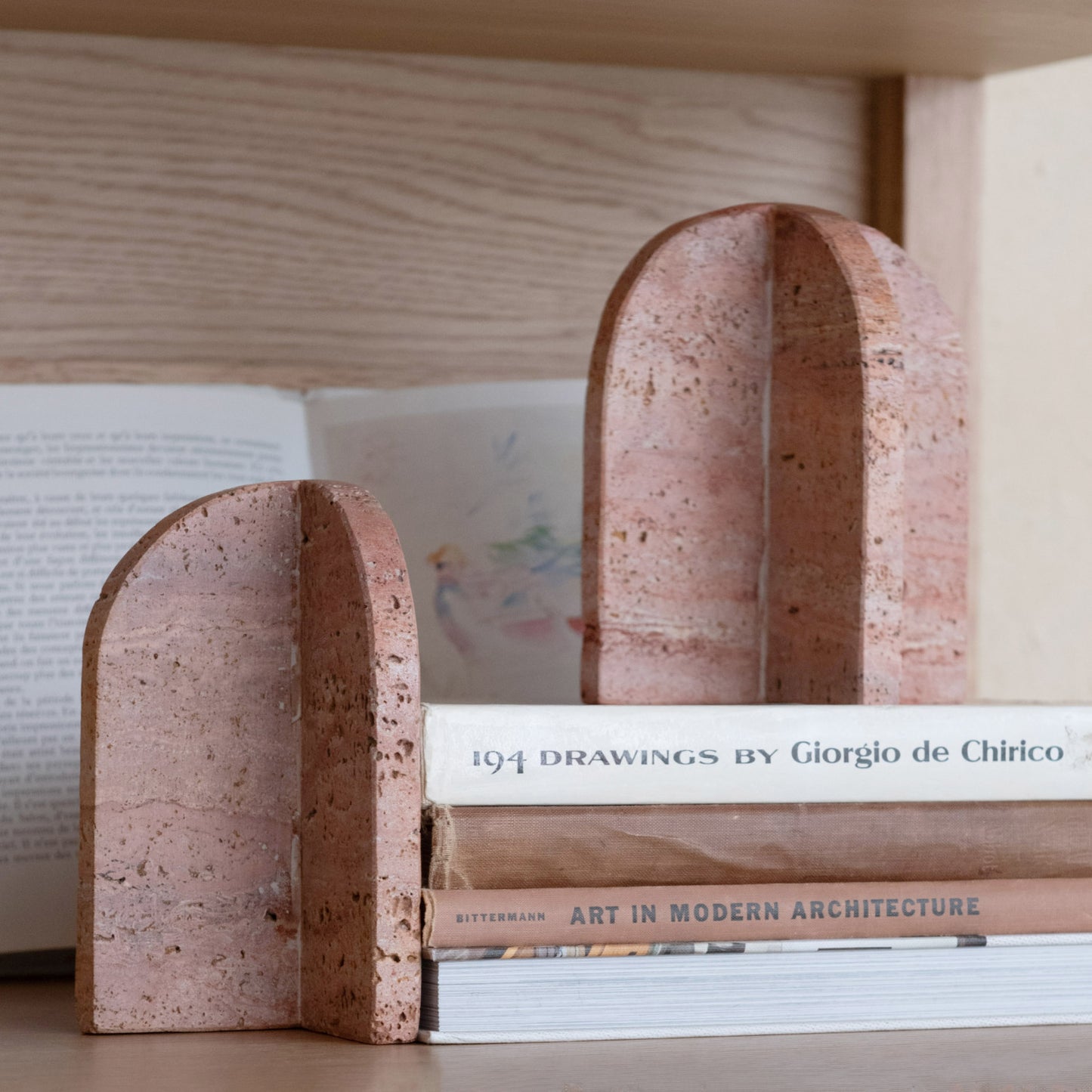 'Red-y to Read' Bookends